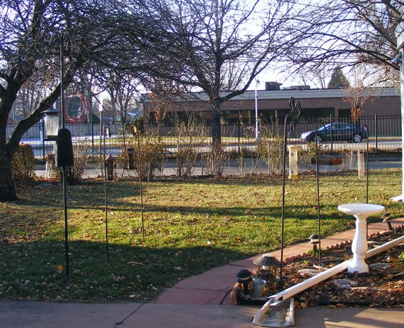 Winter bird feeders photo 2013_11300007_zps9b8928b0.jpg